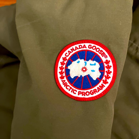 Canada Goose Trillium Parka - Picture 5 of 8